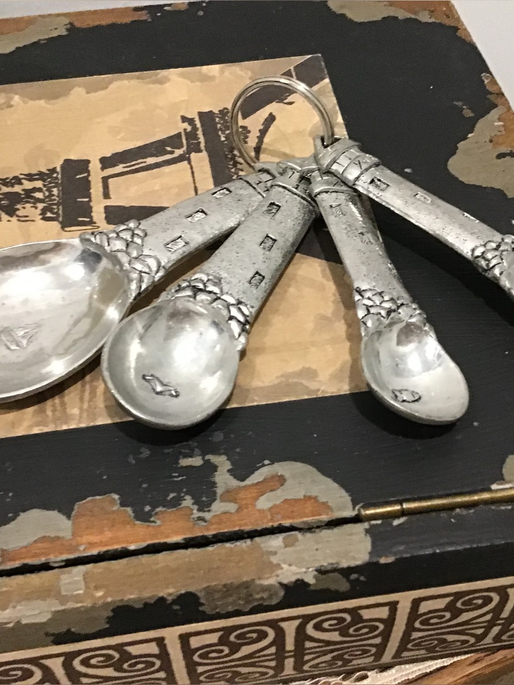 Vintage-Style pewter Measuring Spoon Set - Home Accents